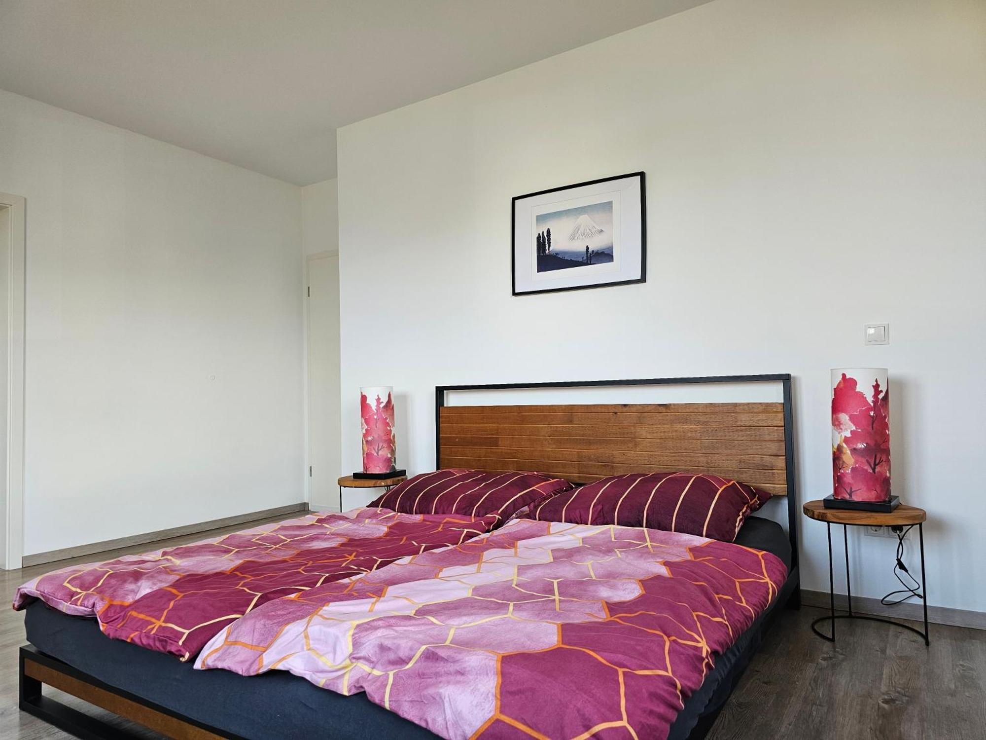 Moderne Doppelhaushaelfte In Oppenheim Βίλα Εξωτερικό φωτογραφία